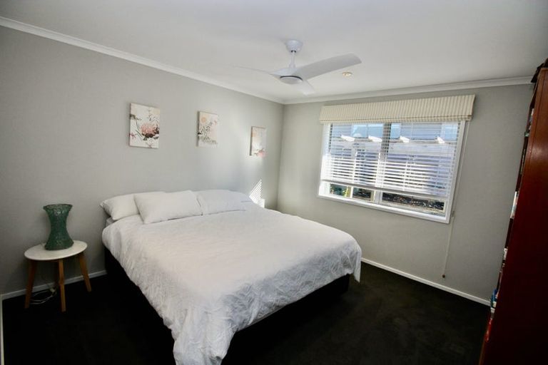 Photo of property in 2 Roseberry Place, Whitianga, 3510