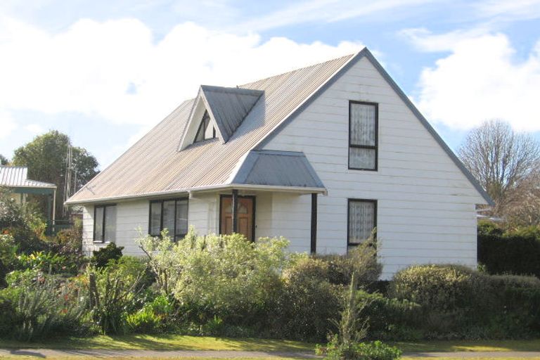 Photo of property in 35 Splitt Avenue, Glenview, Hamilton, 3206