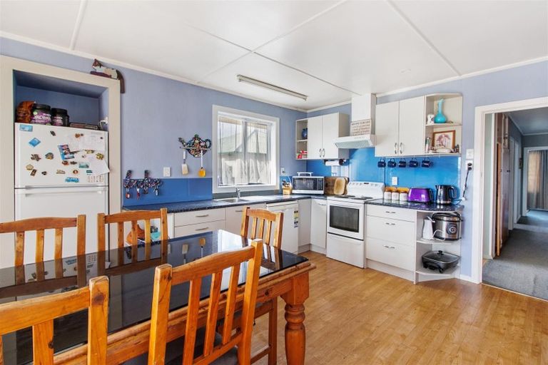 Photo of property in 8 Massey Street, Waimate, 7924