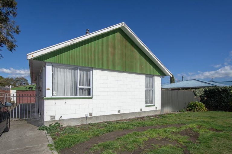 Photo of property in 39 Meon Street, Aranui, Christchurch, 8061