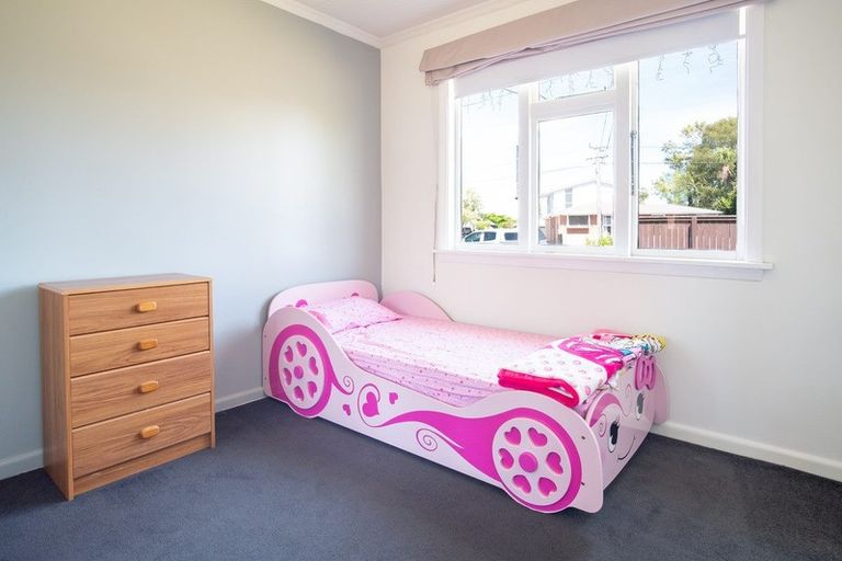 Photo of property in 92 Philpotts Road, Mairehau, Christchurch, 8052