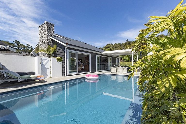 Photo of property in 22 The Landing, Riverhead, 0820