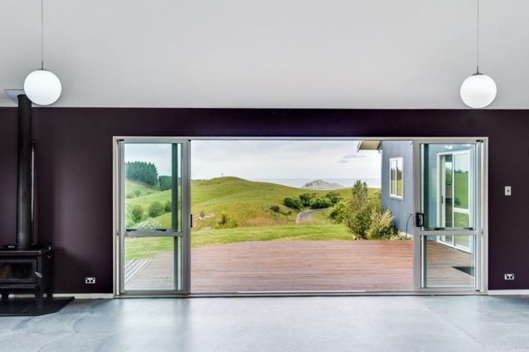 Photo of property in 1798 Waimarama Road, Waimarama, Havelock North, 4294