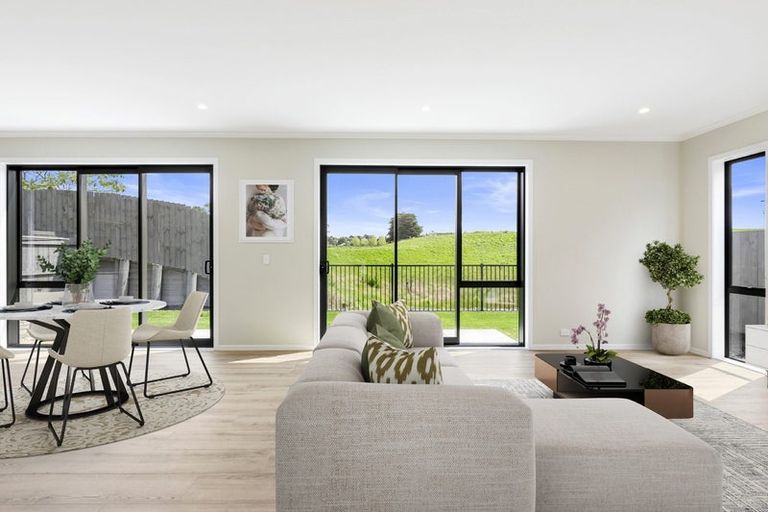 Photo of property in 18 Oyster Drive, Whenuapai, Auckland, 0618