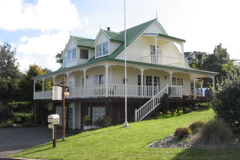 Photo of property in 202 Paku Drive, Tairua, 3508