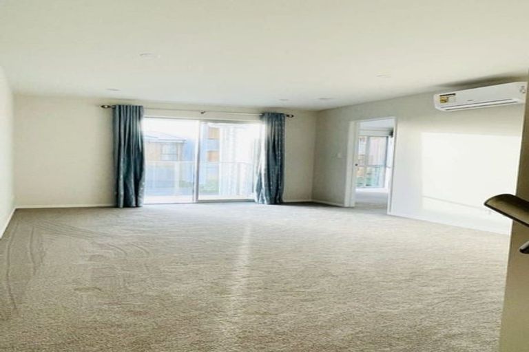 Photo of property in 5 Quarters Lane, Beachlands, Auckland, 2018