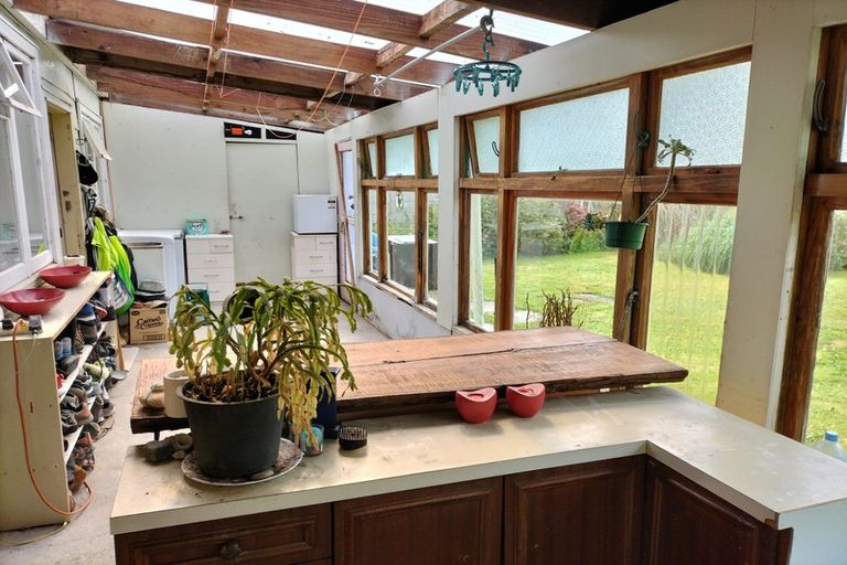 Photo of property in 161 Queen Street, Westport, 7825