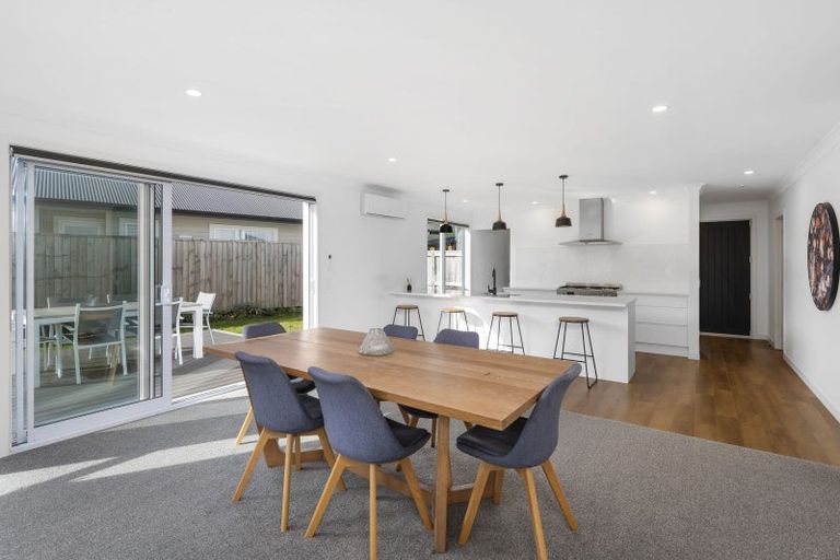 Photo of property in 42 Pukeko Way, Kinloch, Taupo, 3377