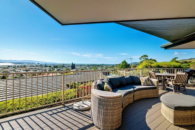 Photo of property in 18 Clairmont Heights, Stoke, Nelson, 7011