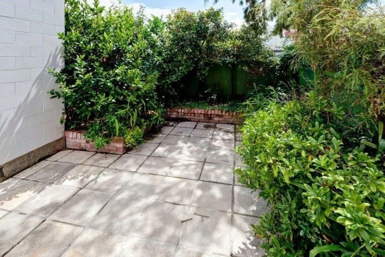 Photo of property in 6/17 Geraldine Street, Edgeware, Christchurch, 8013