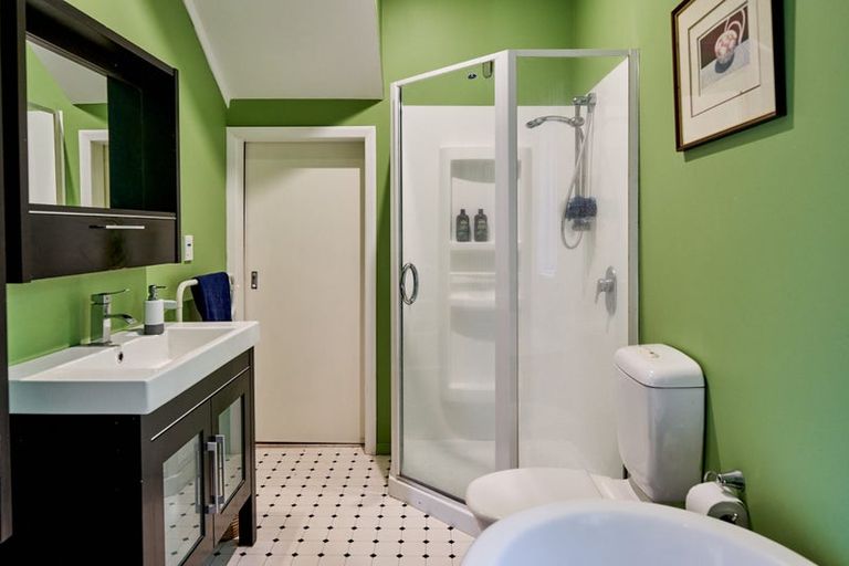 Photo of property in 41 Kotari Road, Days Bay, Lower Hutt, 5013