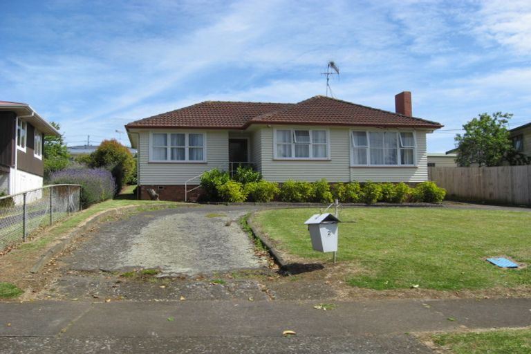 Photo of property in 2 Koru Street, Mangere Bridge, Auckland, 2022