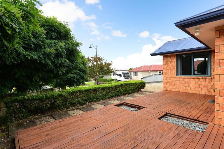 Photo of property in 18 Everton Place, Grandview Heights, Hamilton, 3200