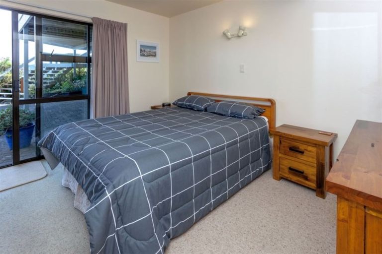 Photo of property in 136 Tirohanga Drive, Whangamata, 3620