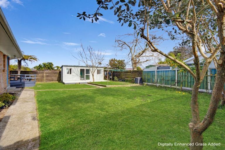 Photo of property in 43 Nevada Road, Silverdale, Hamilton, 3216