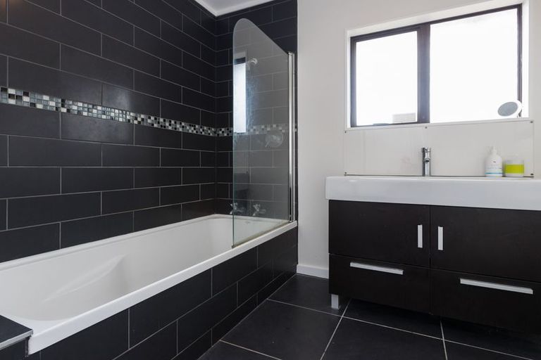 Photo of property in 67 Benmore Avenue, Cloverlea, Palmerston North, 4412