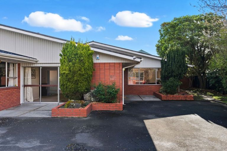 Photo of property in 5c Gilmore Place, Burnside, Christchurch, 8053