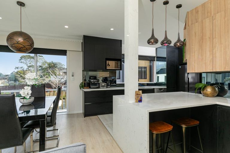 Photo of property in 250 Don Buck Road, Massey, Auckland, 0614