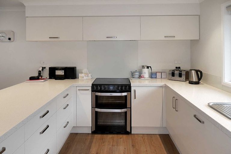 Photo of property in 77 Avoca Valley Road, Heathcote Valley, Christchurch, 8022