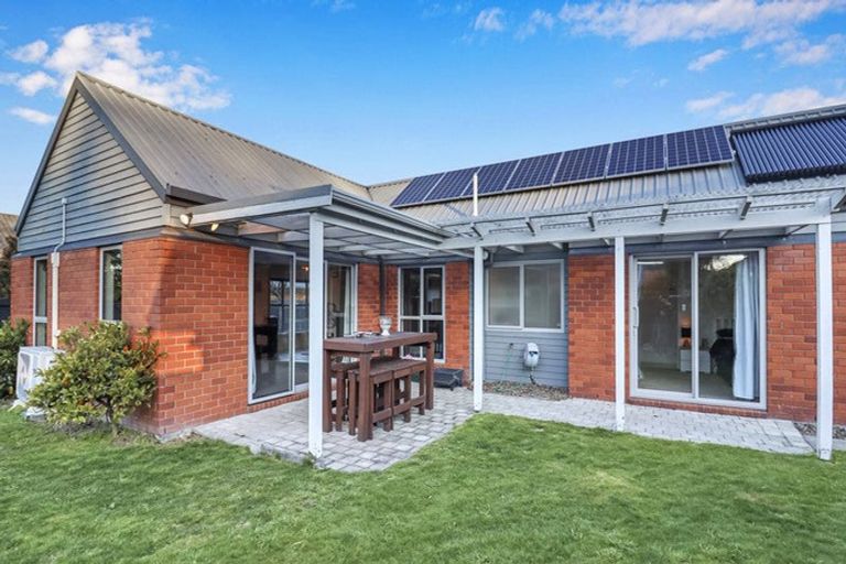 Photo of property in 3 Shenley Drive, Belfast, Christchurch, 8051