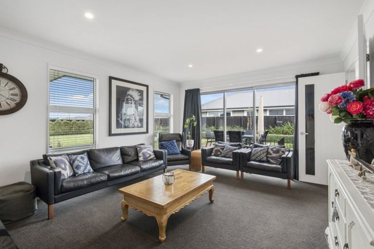 Photo of property in 25 Elizabeth Allen Drive, West Melton, 7618