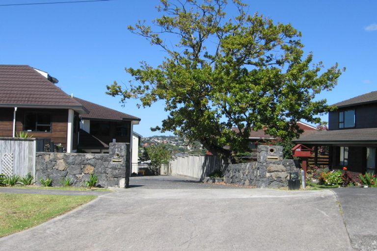 Photo of property in 13 Orchard Road, Browns Bay, Auckland, 0630