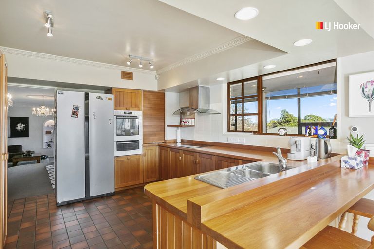 Photo of property in 225 Larnach Road, Waverley, Dunedin, 9013