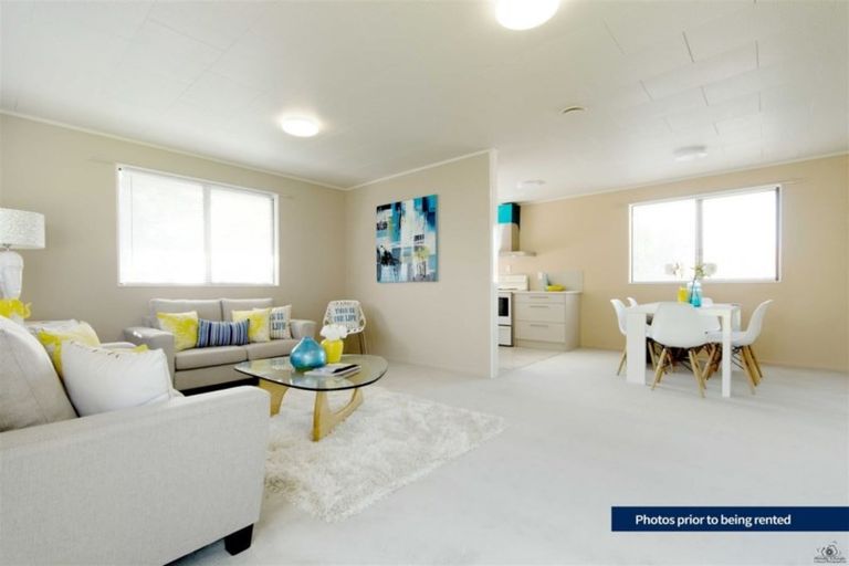 Photo of property in 34b Madigan Place, Glendene, Auckland, 0602