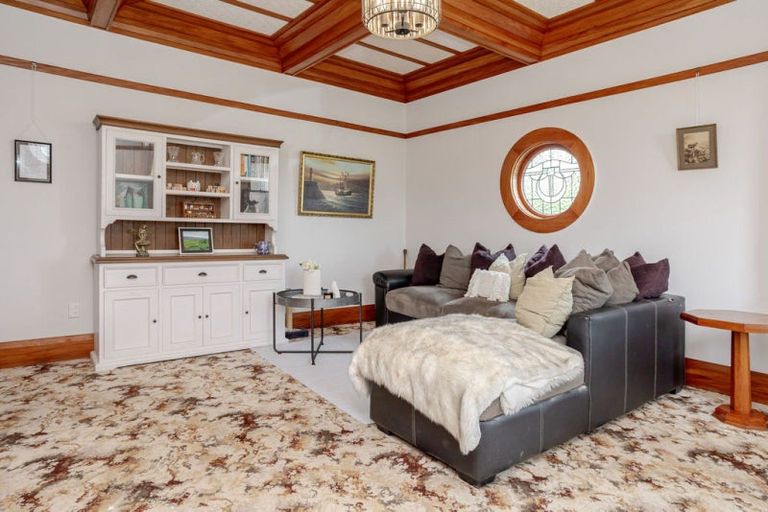 Photo of property in 39 Guy Street, Dannevirke, 4930