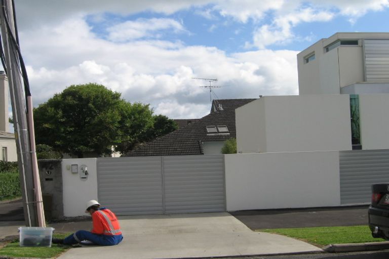 Photo of property in 44 Rawhitiroa Road, Kohimarama, Auckland, 1071