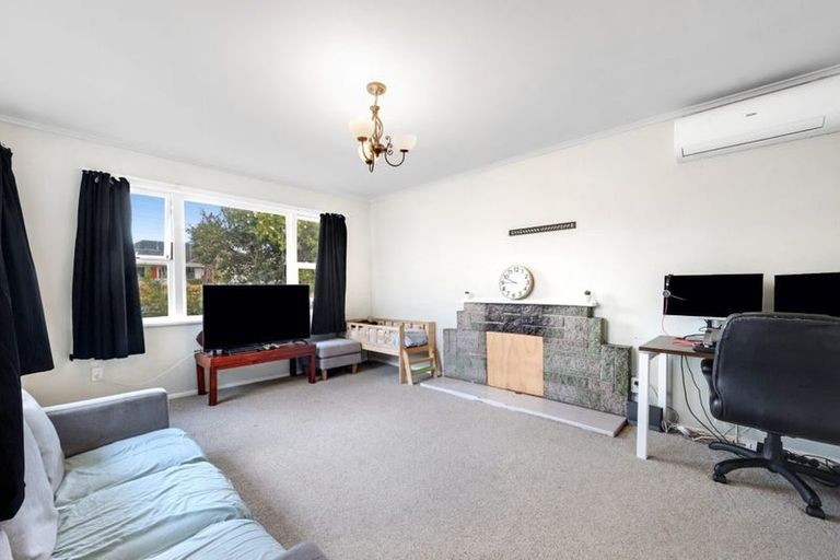 Photo of property in 6 Tindall Crescent, Otara, Auckland, 2023