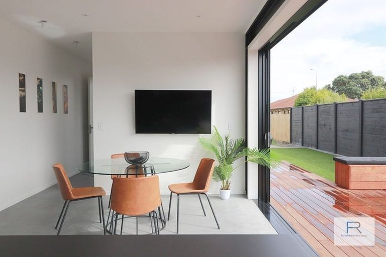 Photo of property in 4 Tapuwae Way, Mangere Bridge, Auckland, 2022