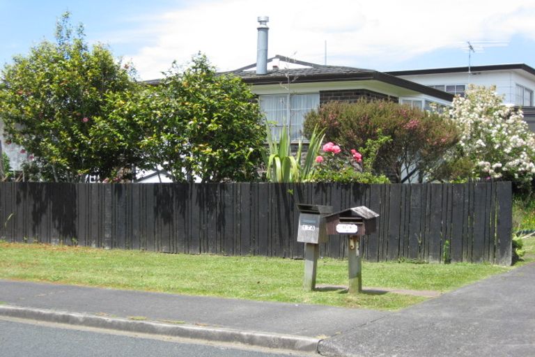 Photo of property in 17a Pinotage Place, Huapai, Kumeu, 0810