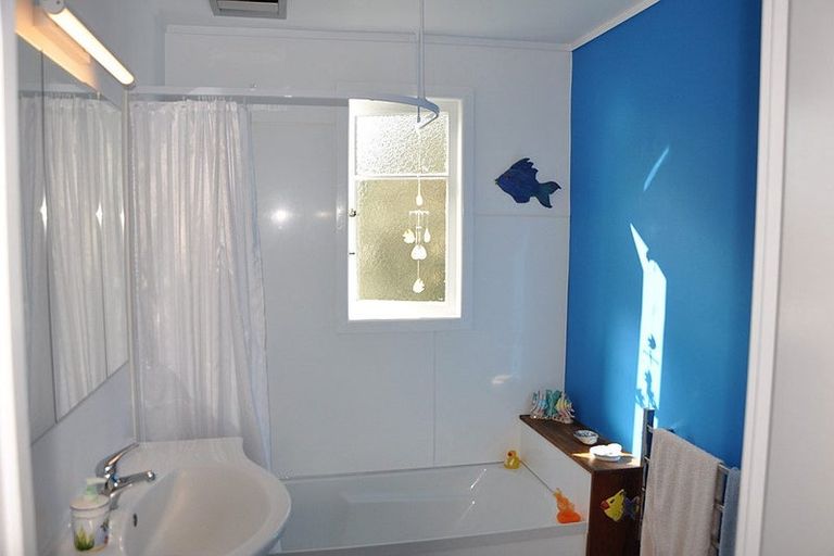 Photo of property in 111 Woodcocks Road, Warkworth, 0910