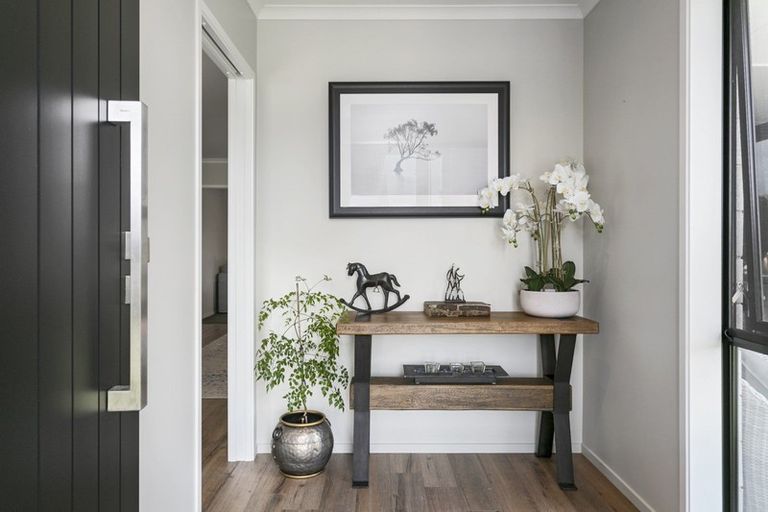 Photo of property in 31 Rose Leigh Drive, Cambridge, 3434