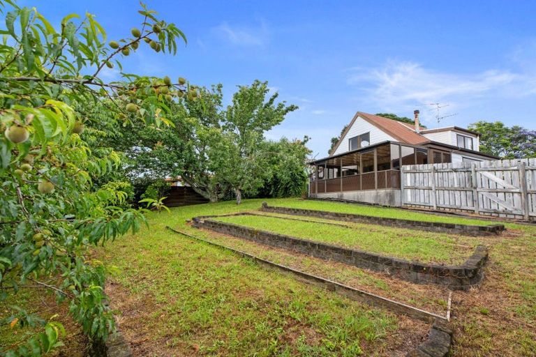 Photo of property in 22 Langstone Street, Welcome Bay, Tauranga, 3112