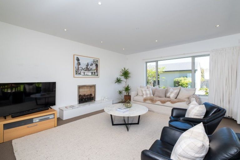 Photo of property in 4 Heipipi Drive, Eskdale, Napier, 4182