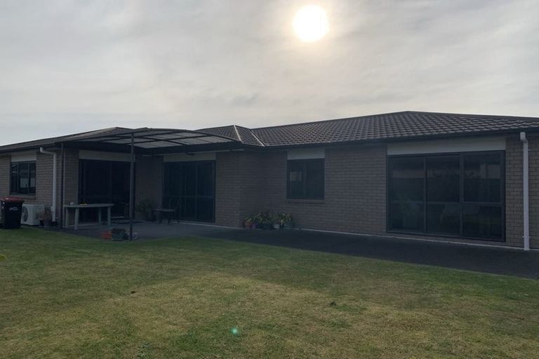 Photo of property in 6 Lindis Place, Poraiti, Napier, 4112