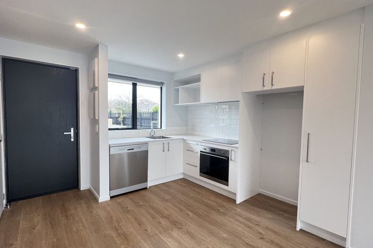 Photo of property in 2/58 Somme Street, St Albans, Christchurch, 8014