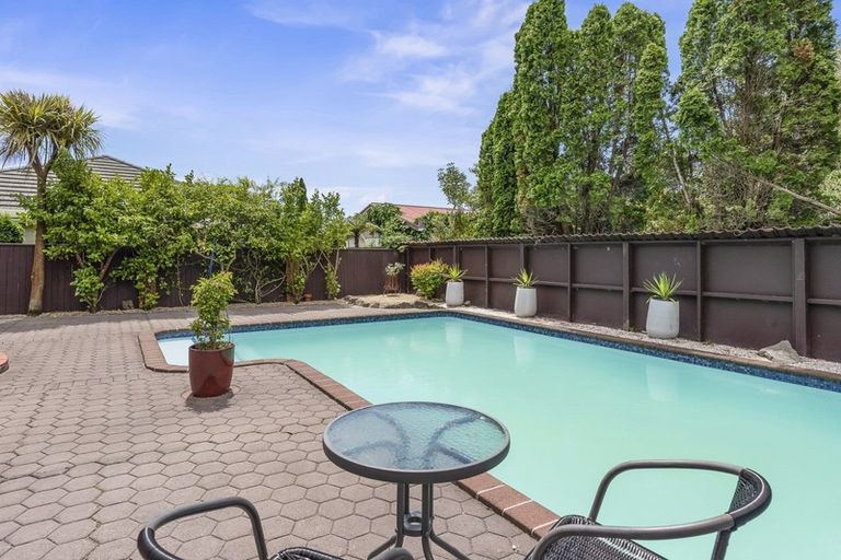 Photo of property in 57 Kapanui Road, Waikanae, 5036