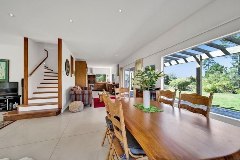 Photo of property in 812 Carrington Road, Hurworth, New Plymouth, 4371