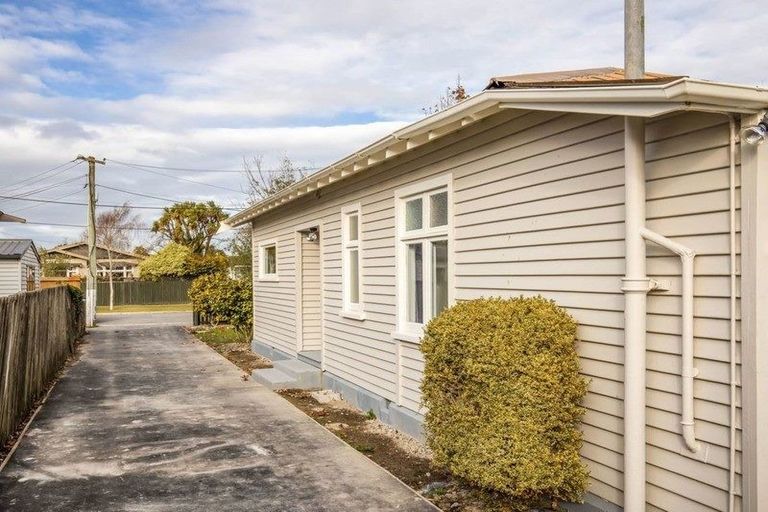Photo of property in 31 Carrick Street, Mairehau, Christchurch, 8013