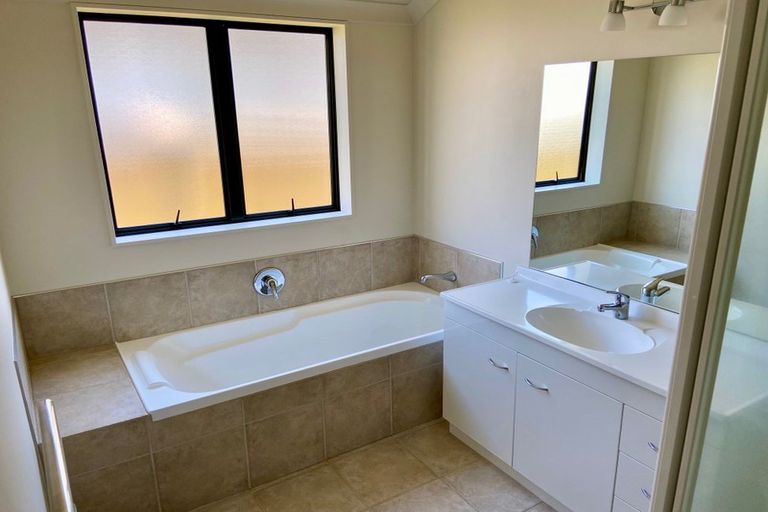 Photo of property in 42 Burns Street, Leamington, Cambridge, 3432