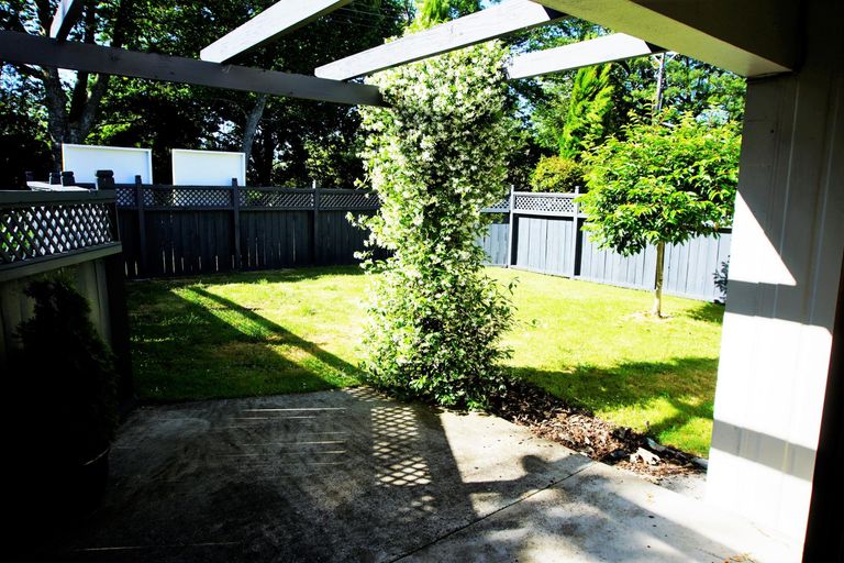 Photo of property in 1/14 Thornton Road, Cambridge, 3434