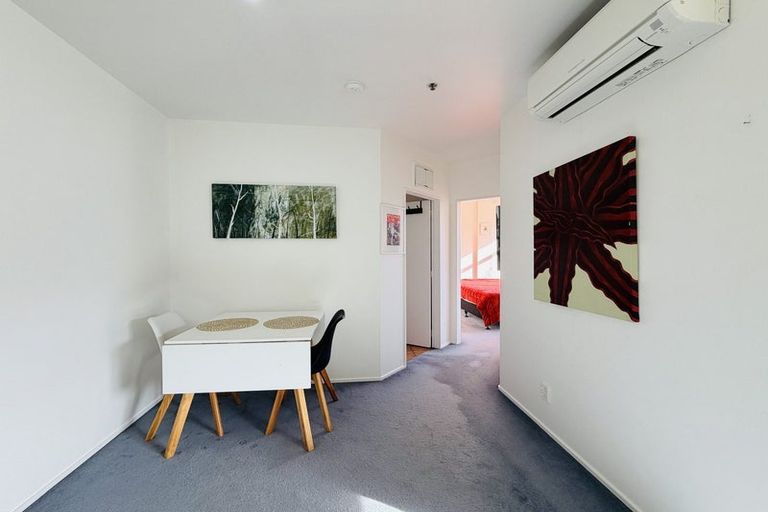 Photo of property in Hume House, 33/152 The Terrace, Wellington Central, Wellington, 6011