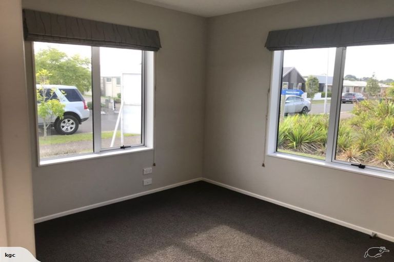 Photo of property in 31 Scoria Close, Pyes Pa, Tauranga, 3112