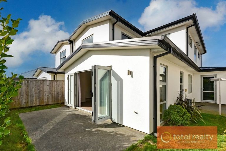 Photo of property in 11 Hamill Road, Halswell, Christchurch, 8025