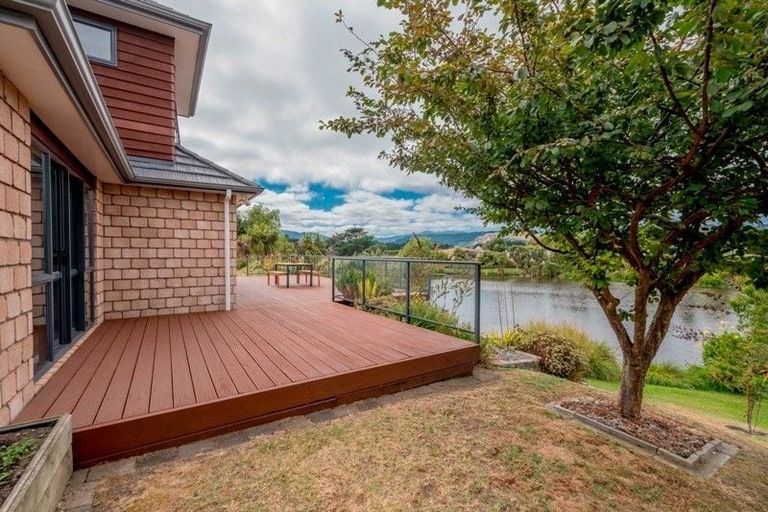 Photo of property in 62 The Drive, Paraparaumu Beach, Paraparaumu, 5032