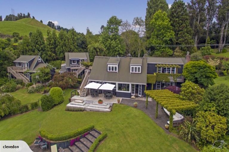 Photo of property in 2 Brenton Place, Whangamata, 3691