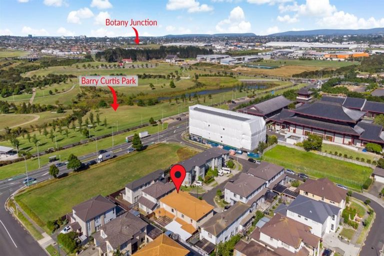 Photo of property in 13 Bushpark Place, Flat Bush, Auckland, 2016